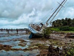 Hurricane 1... Boat 0